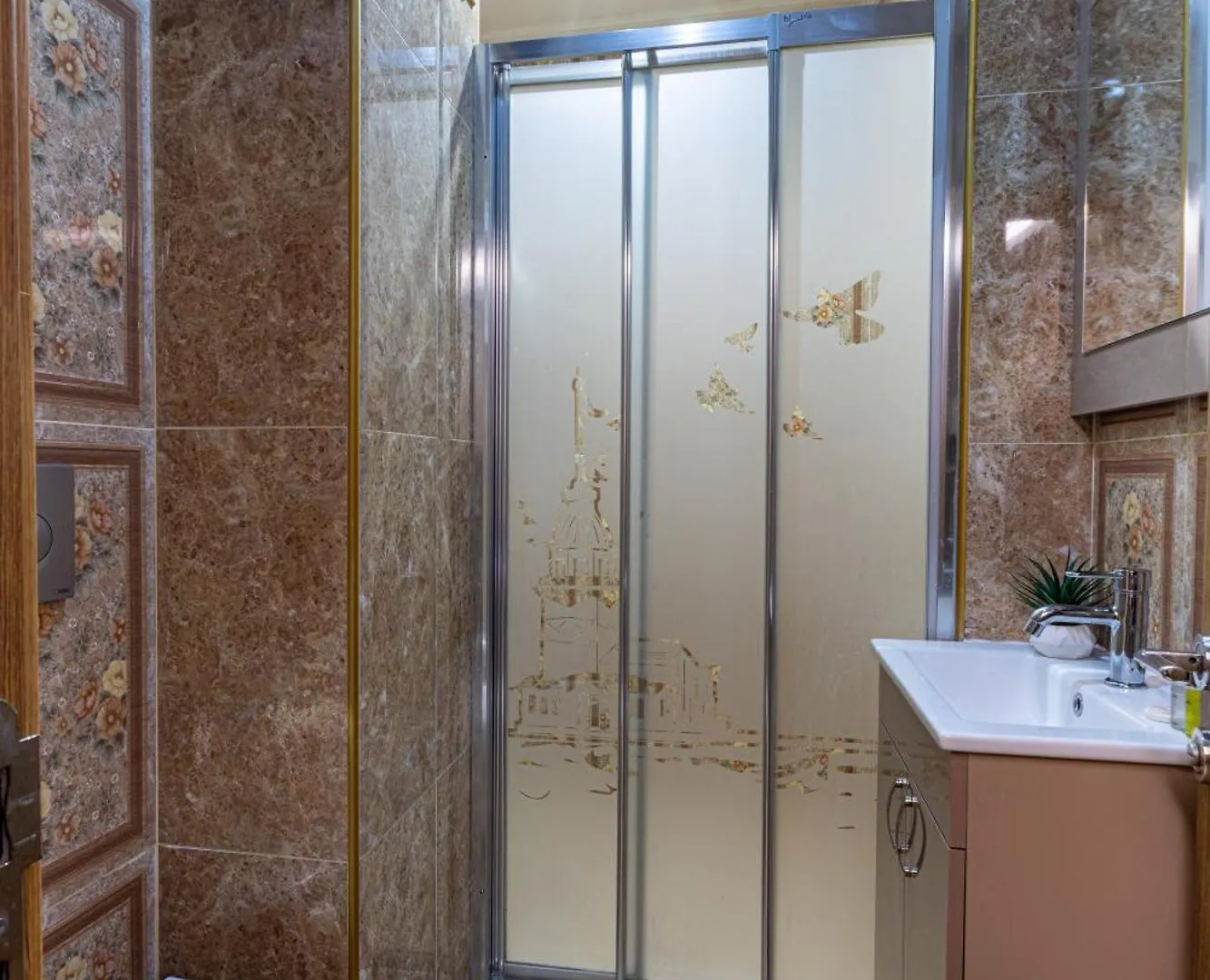 Linnga Hotel & Suite Istanbul 0*,  Turcia
